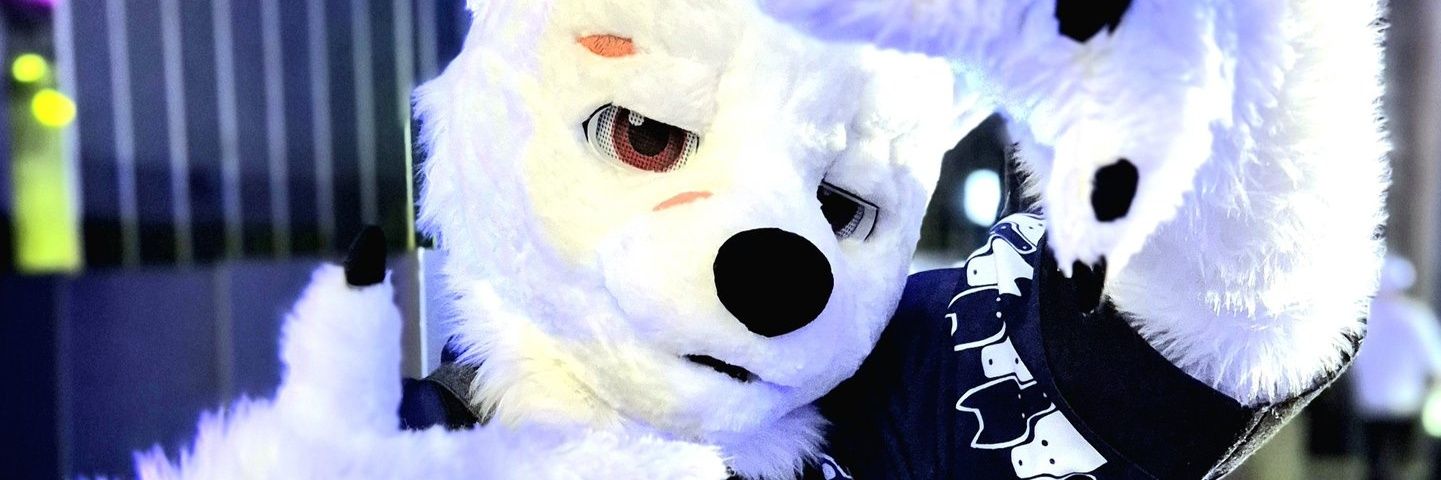 chwangchwangyee's profile banner image