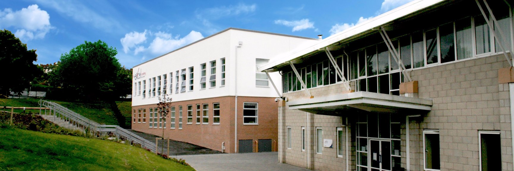 The Excel Academy banner