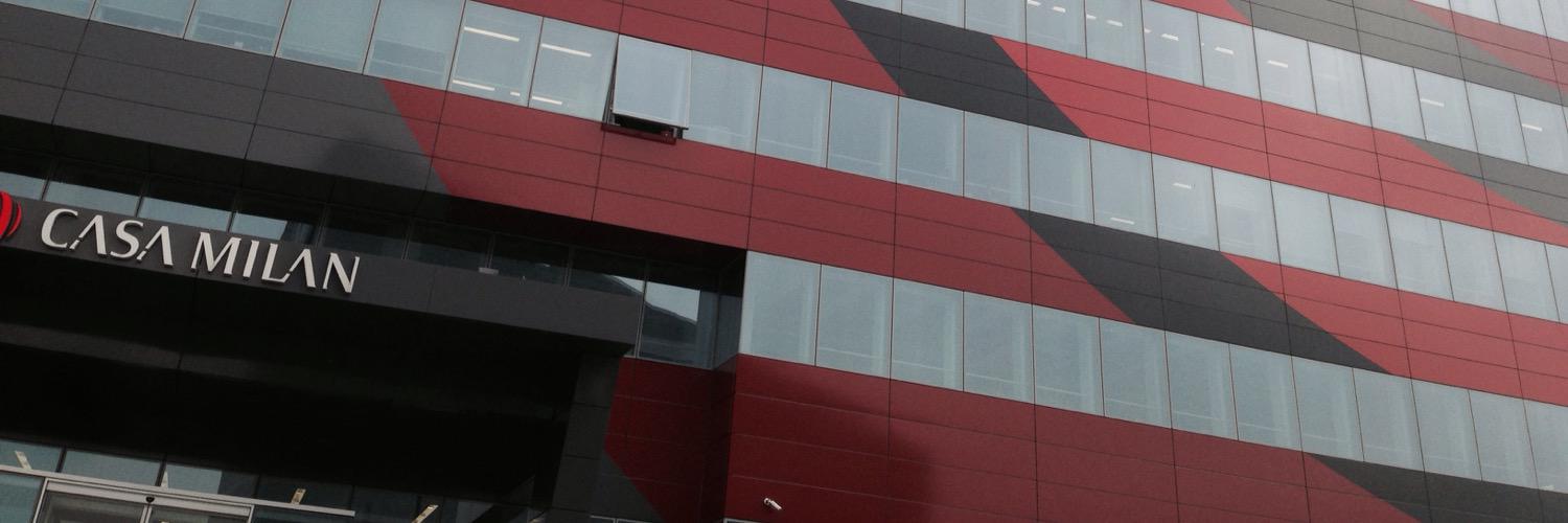 EssamAlQaie's profile banner image