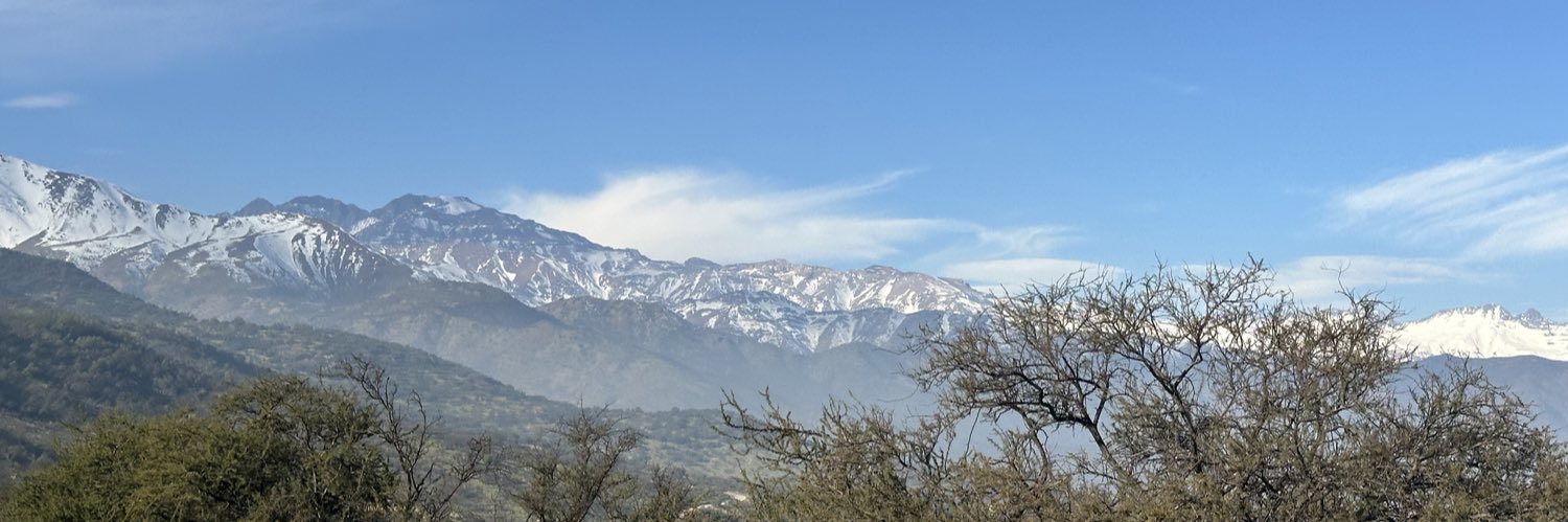 crisamanada's profile banner image