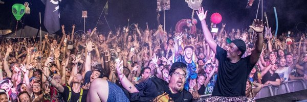 HouseHearts Profile Banner