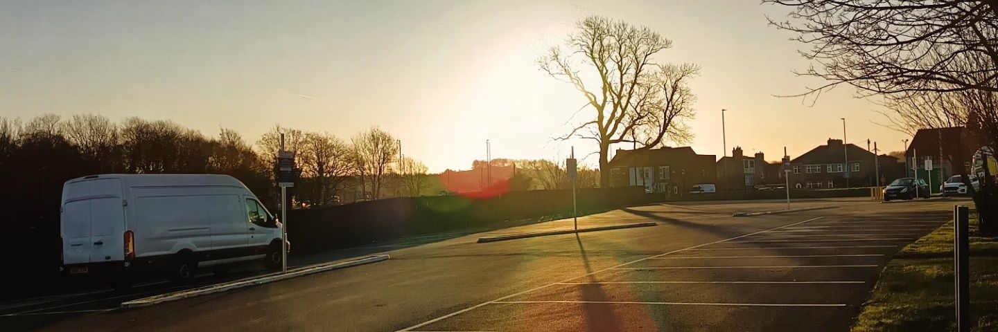underandoverrit's profile banner image