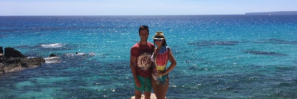 AngelaFloresN's profile banner image