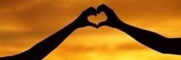 LauraPhillips25 Profile Banner