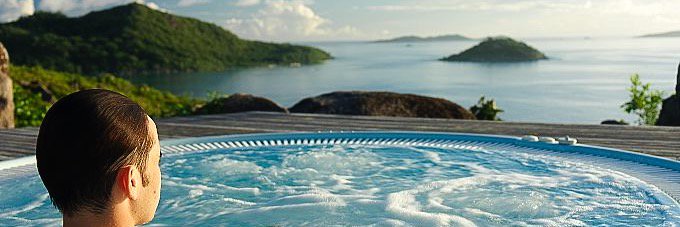 Château de Feuilles banner