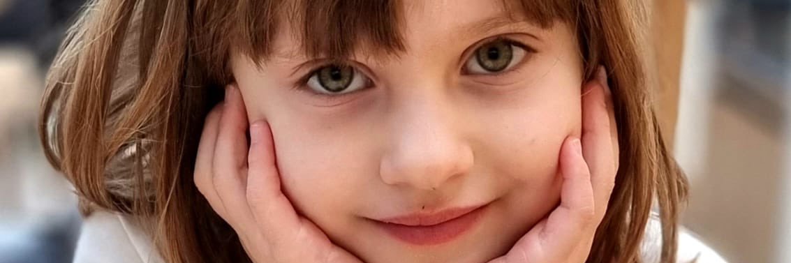 SARAH ESDAILE banner