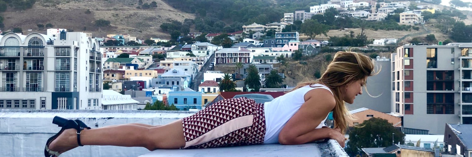 Lee-Anne Singer banner