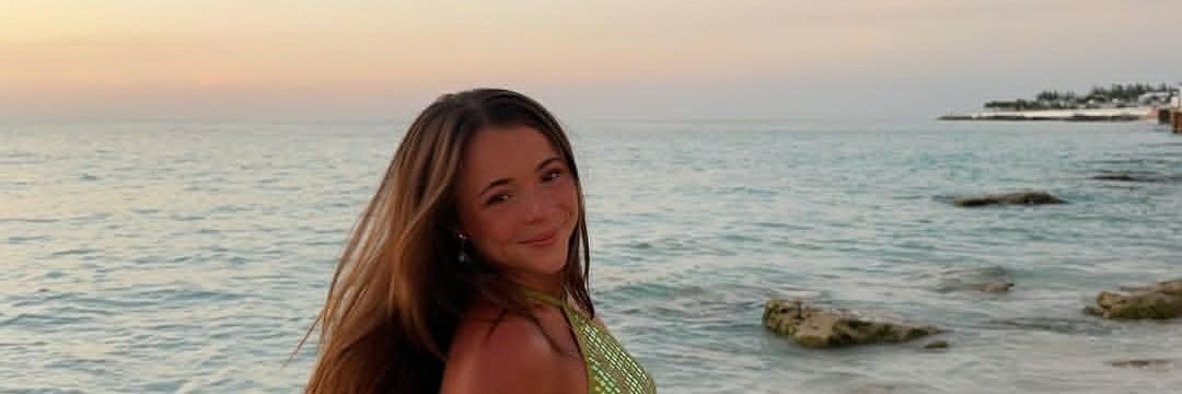0123Katherine's profile banner image