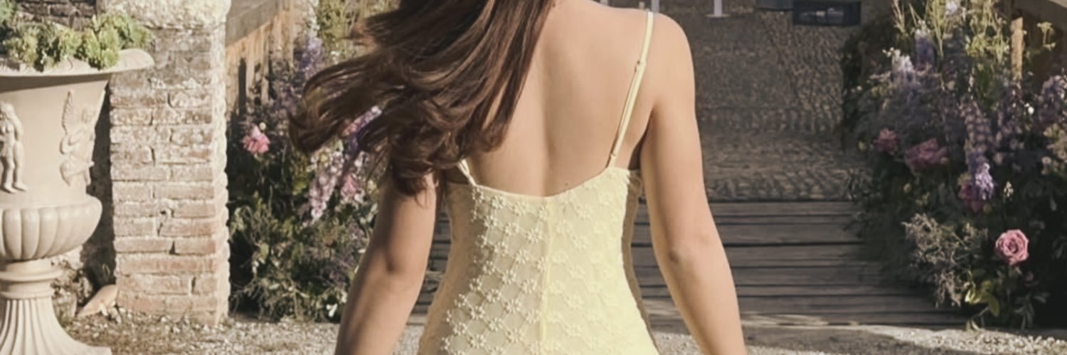 𝐊𝐚𝐦𝐢𝐥𝐚 𝐀𝐮𝐥𝐢𝐧 ✈️ banner