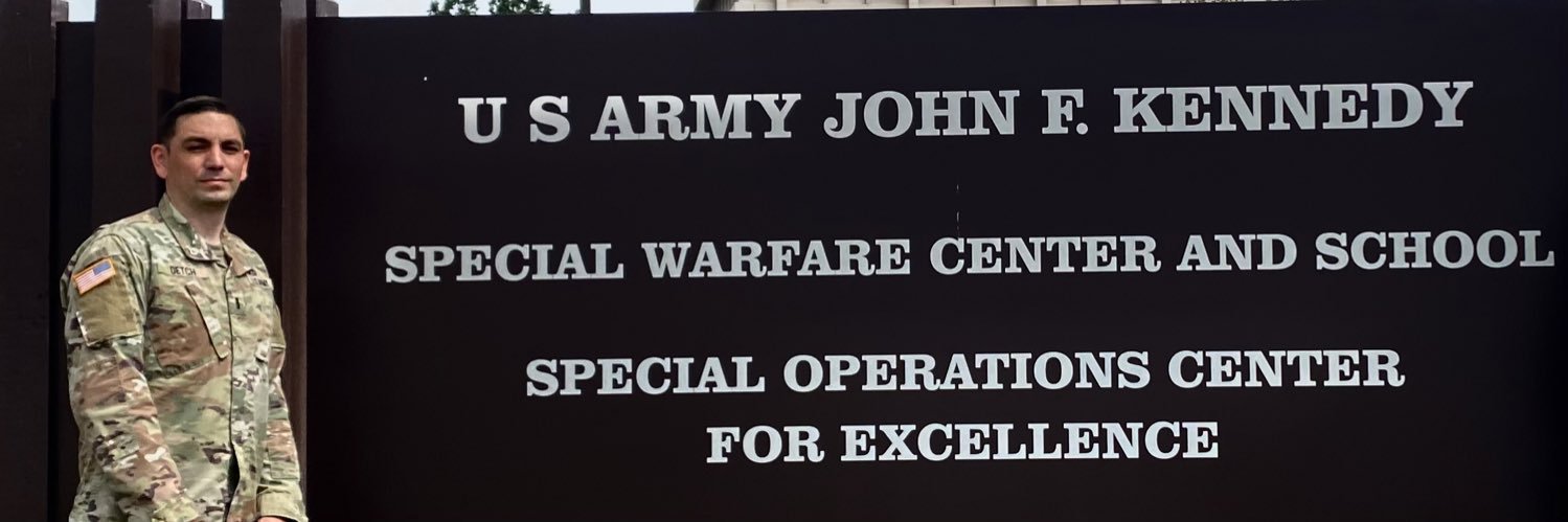 Matt Detch 🇺🇸🌻 banner