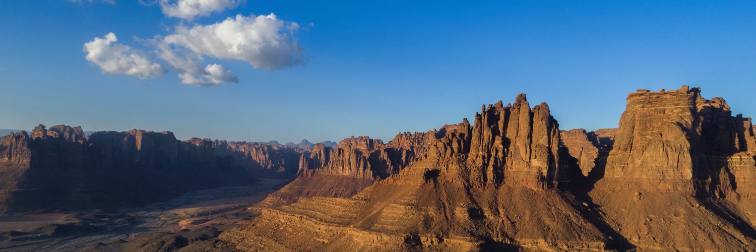 عبدالله عبدالعزيز العيدي banner
