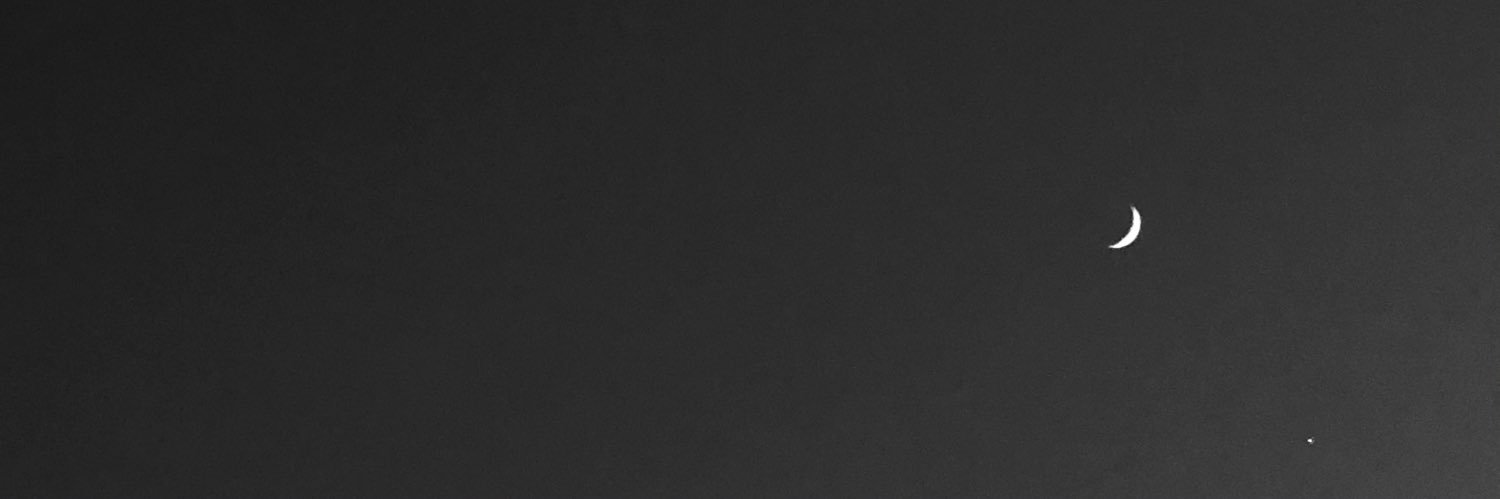 z__oh's profile banner image