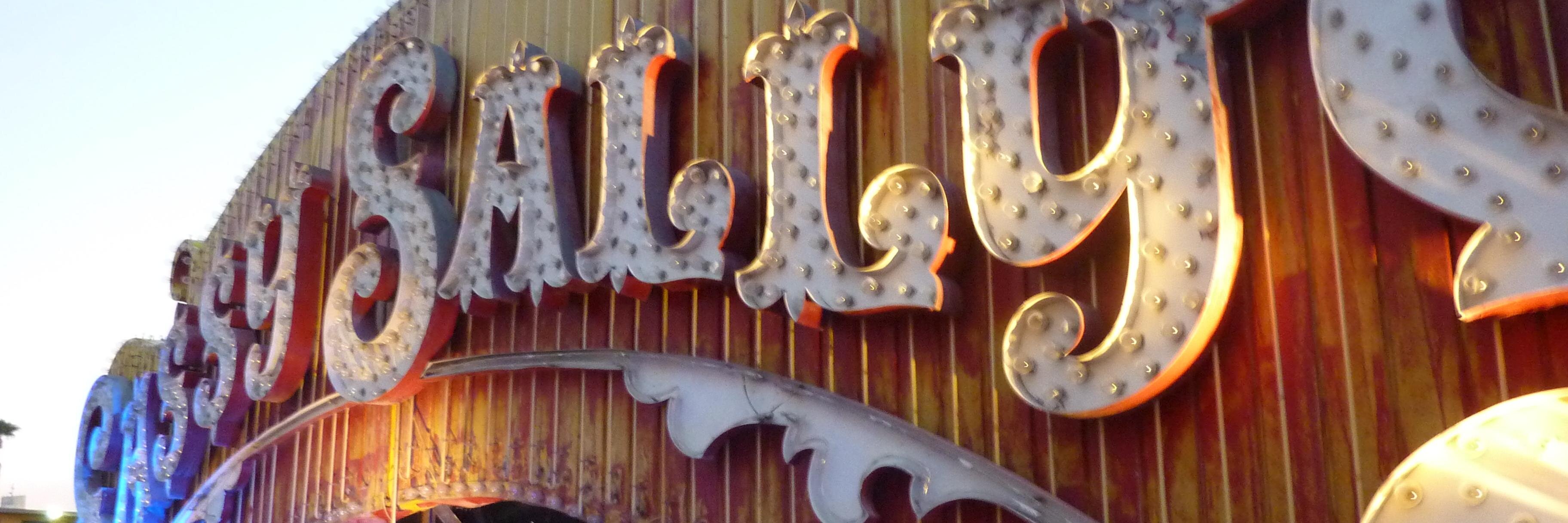 Swirly-Lava Lamp banner