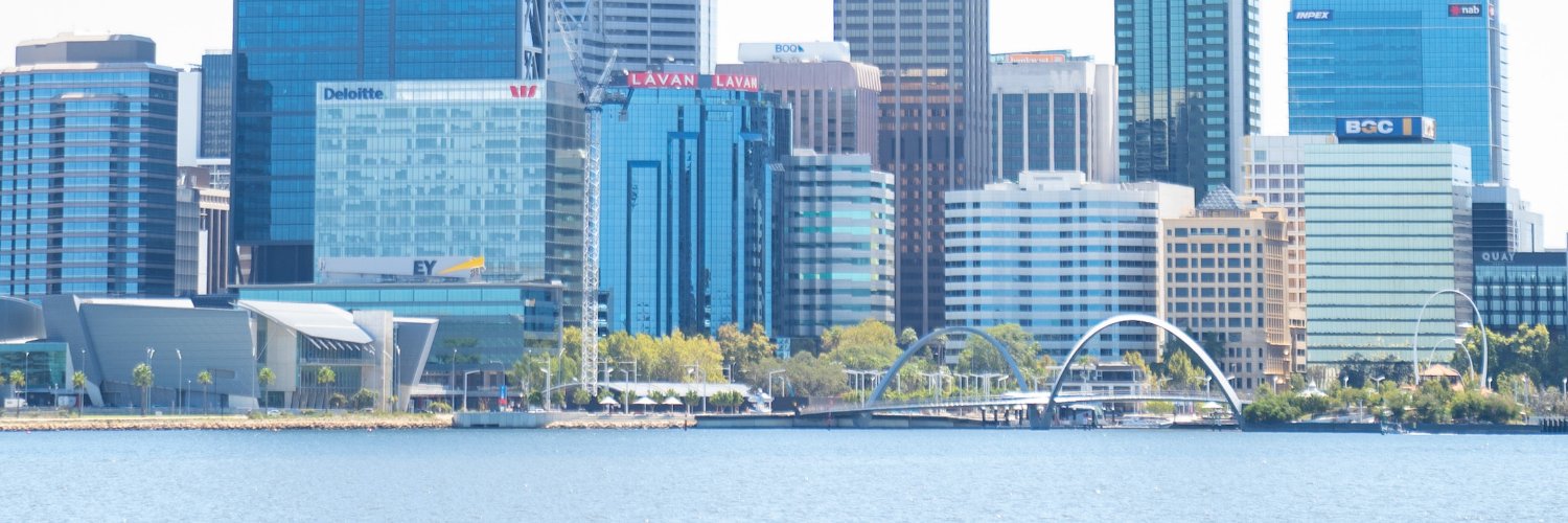 Rachael Bernstone, she/her banner