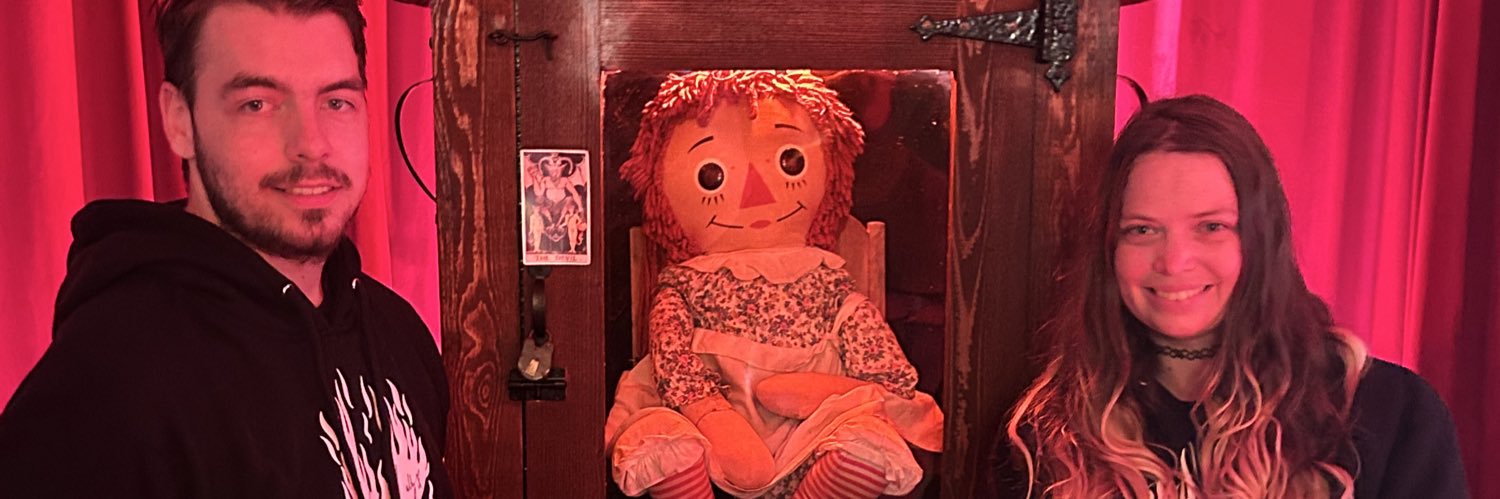 Onecrazybabe143's profile banner image