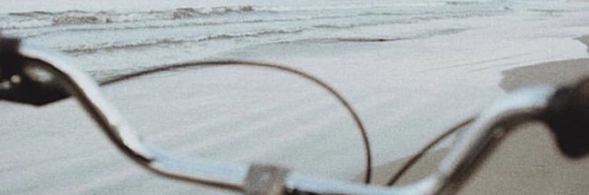 ania_tania's profile banner image