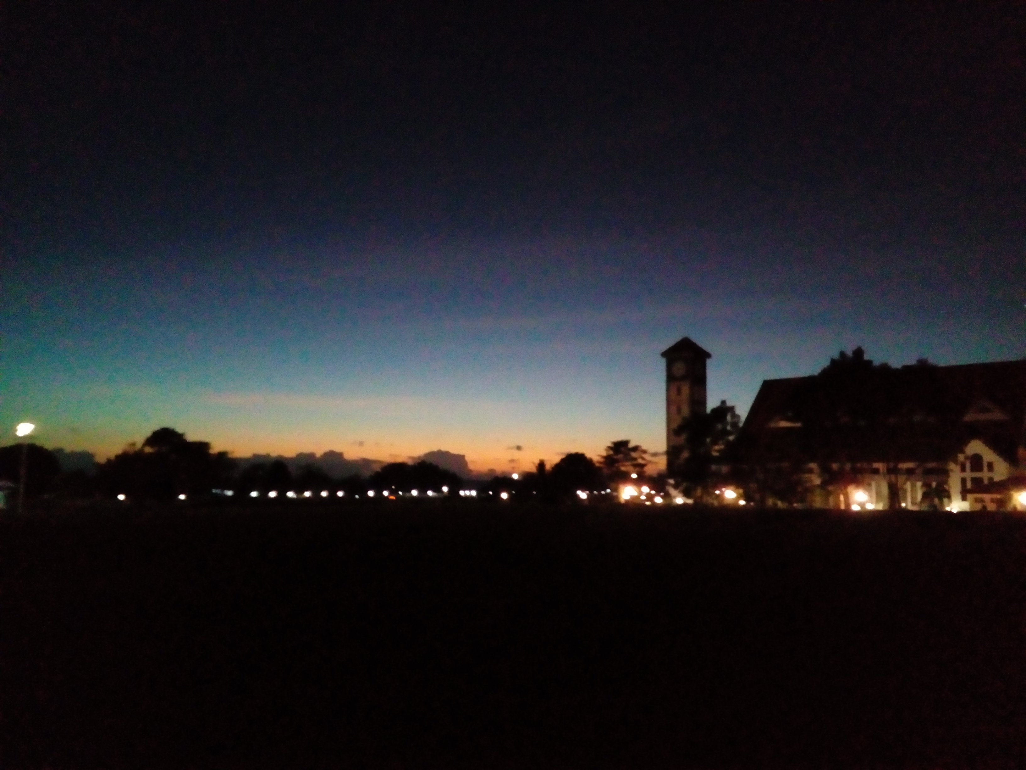 laaarnz_'s profile banner image