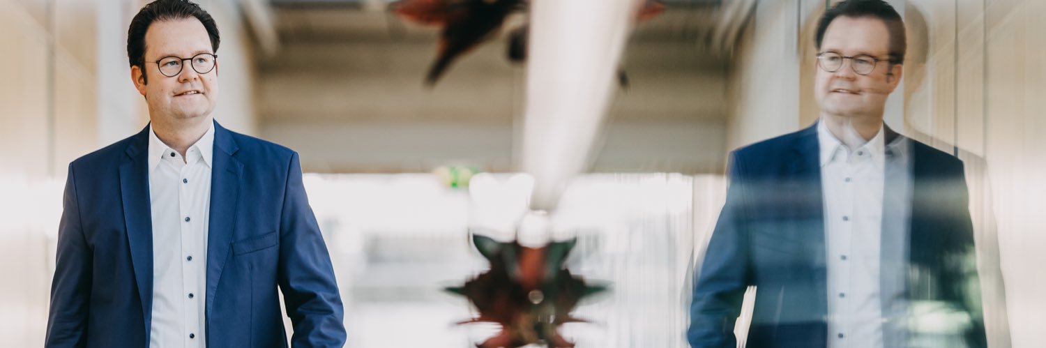 Tankred Schipanski banner