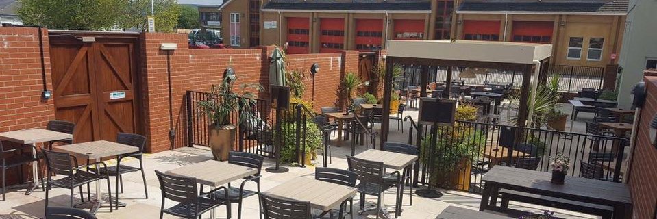 Wetherspoon_Red's profile banner image