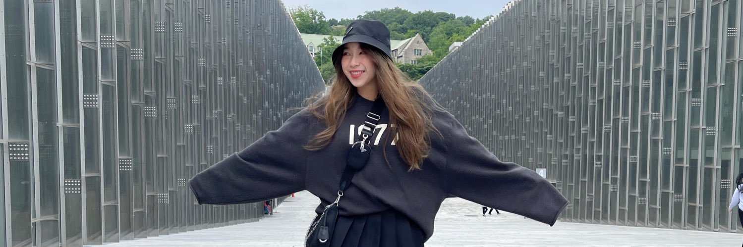 warisara36's profile banner image