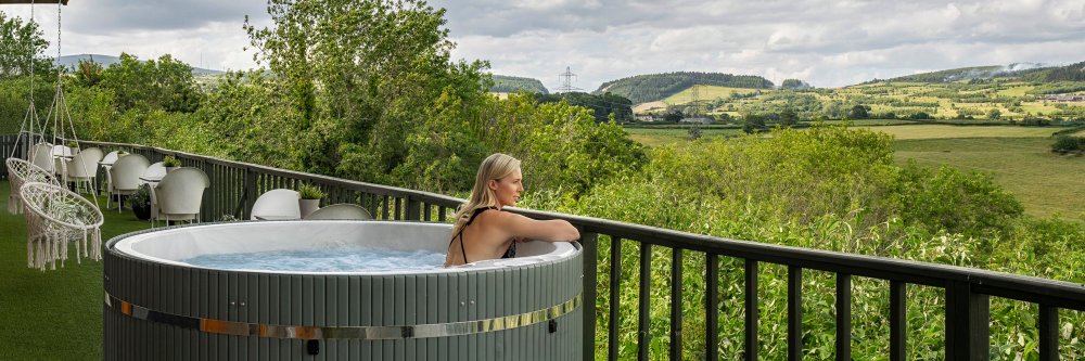 Rainforest Spa banner