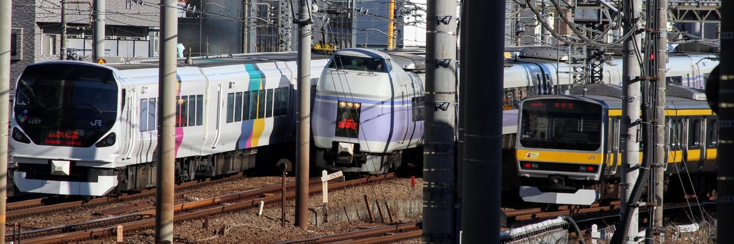 ぐみはち+ banner