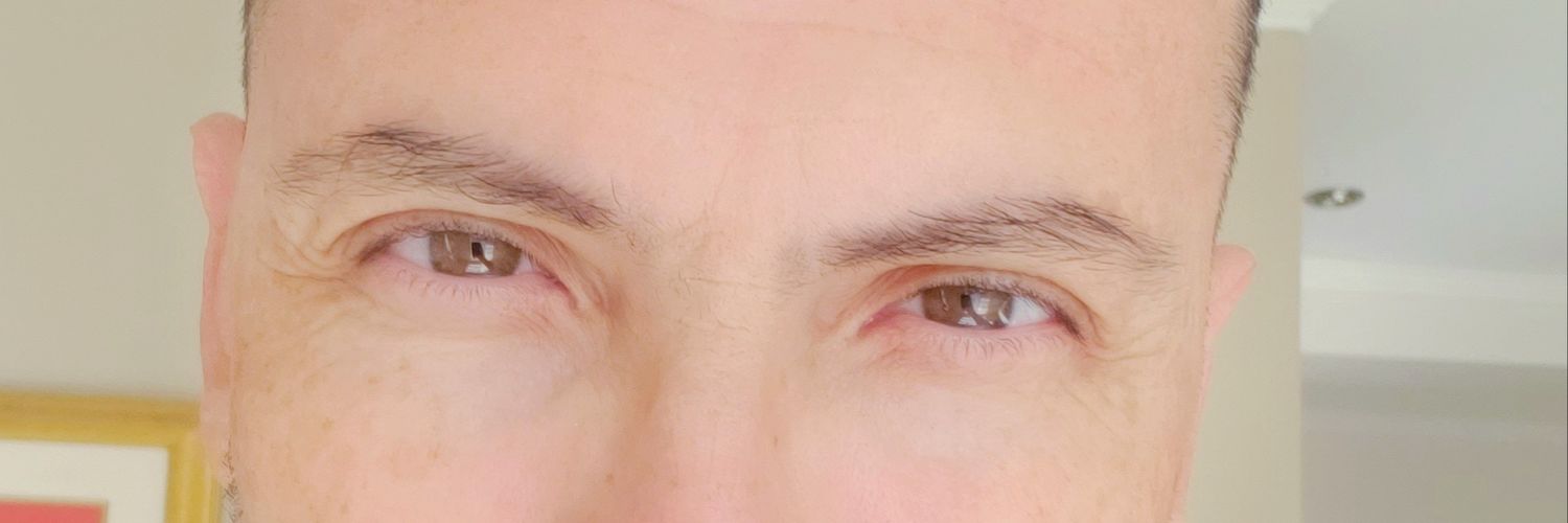 macurto's profile banner image