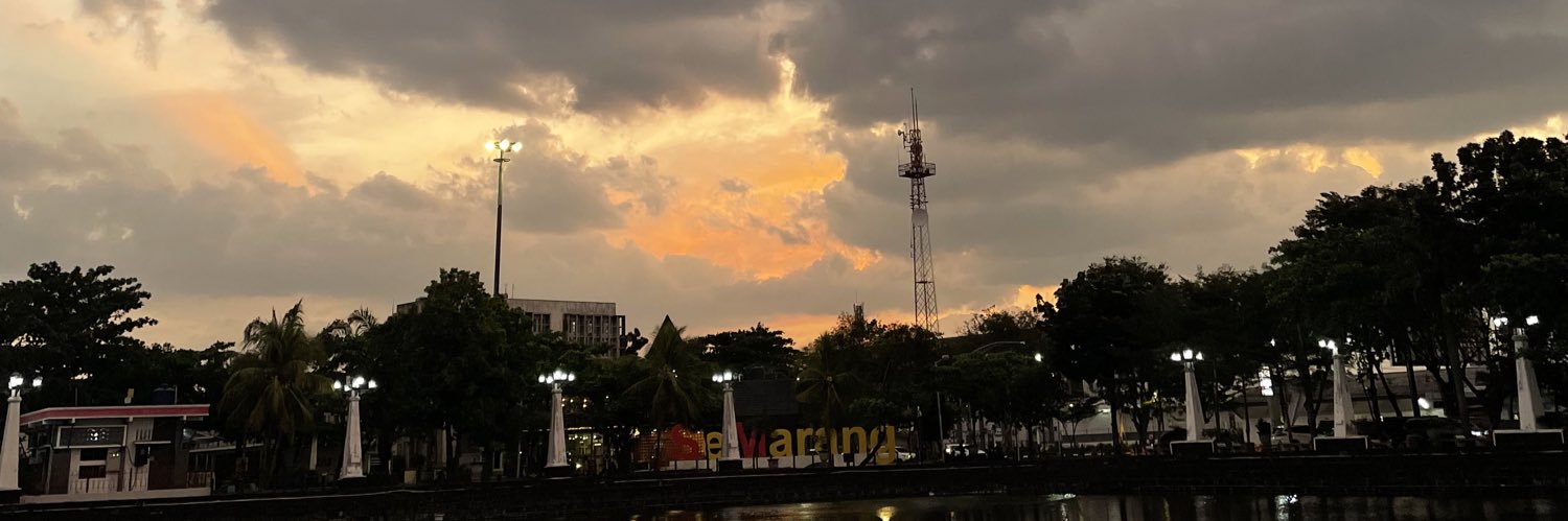 thatsimm's profile banner image