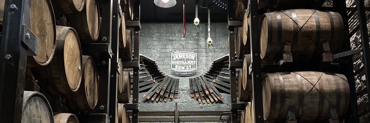 Maura Stubbolo 🐘 banner