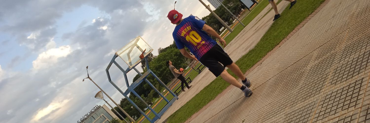 coconovisky's profile banner image