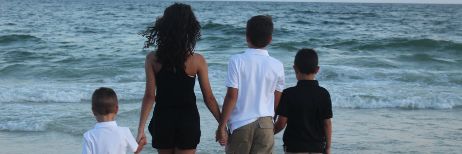 DMel1954's profile banner image