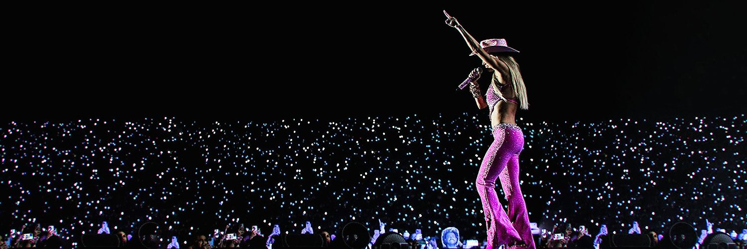 rayellecris's profile banner image