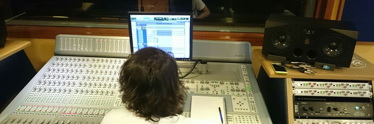 Daniel Beltrán banner