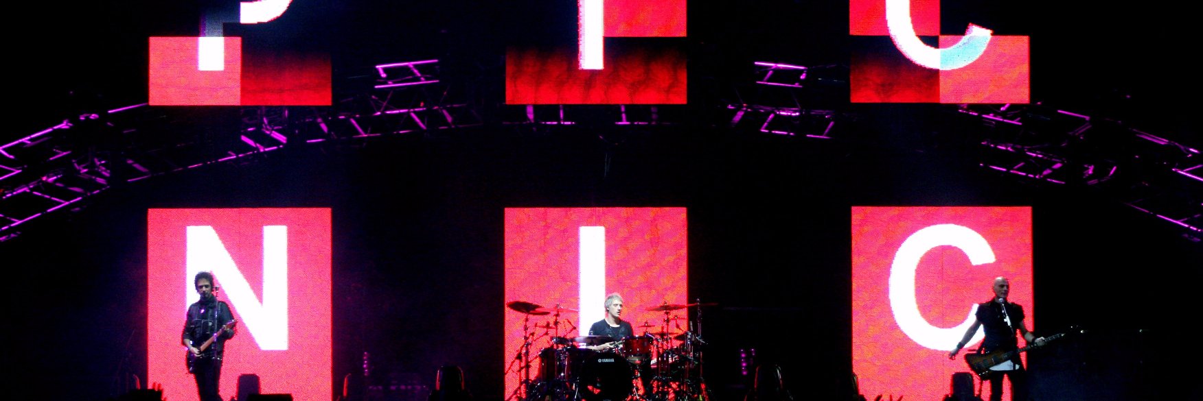 showsbe's profile banner image