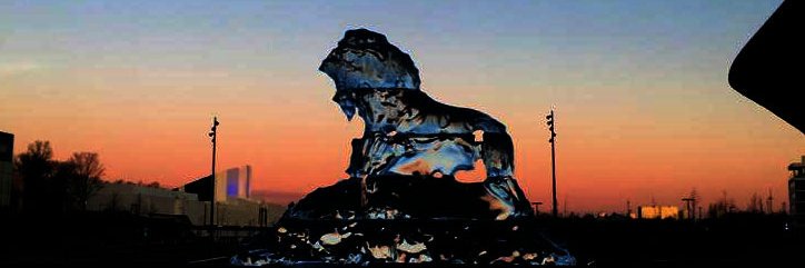 logleidi's profile banner image