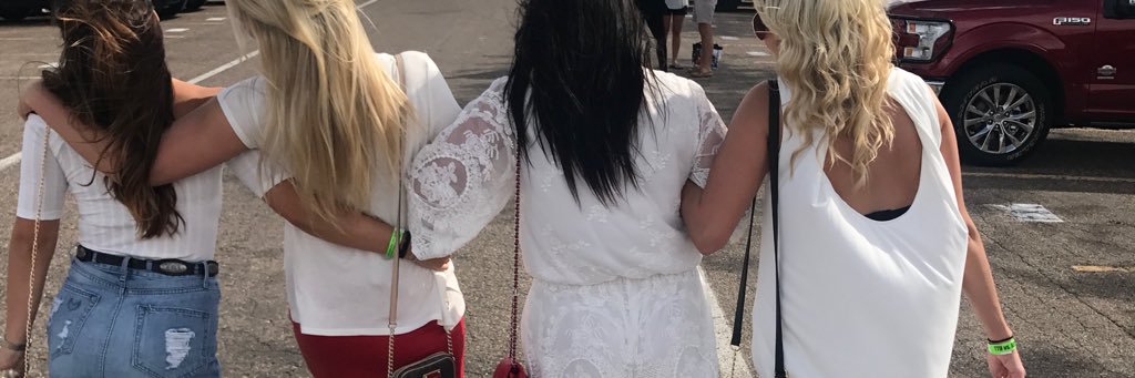 amandaaarob's profile banner image