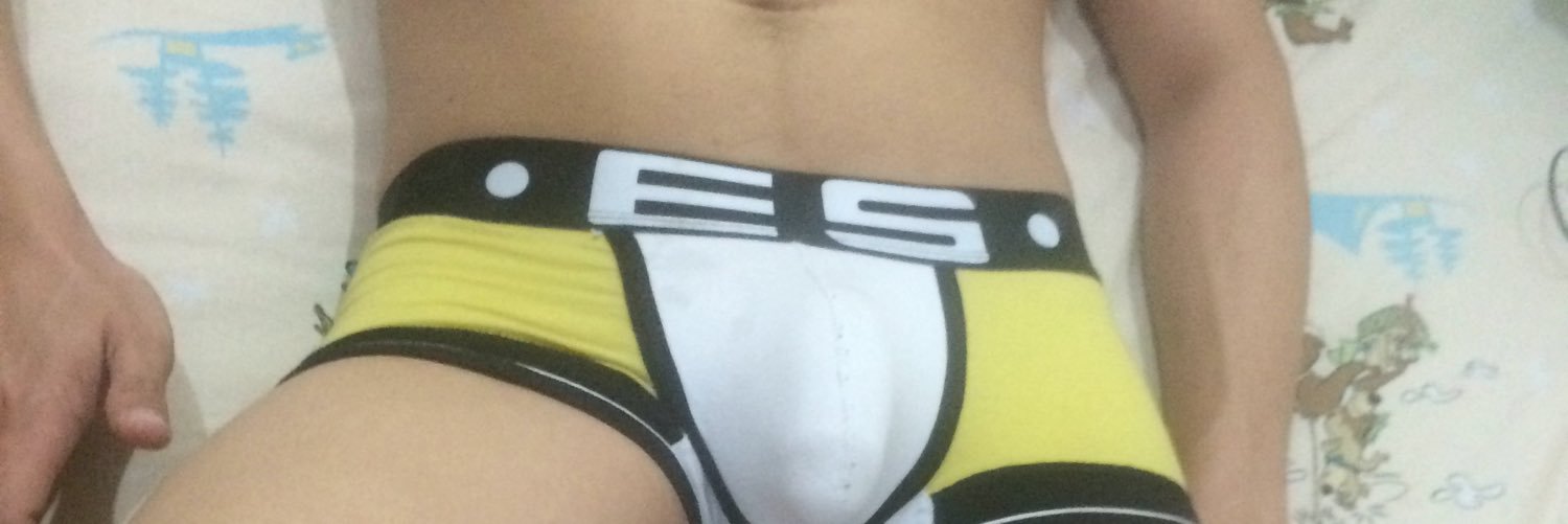 oopeach11's profile banner image