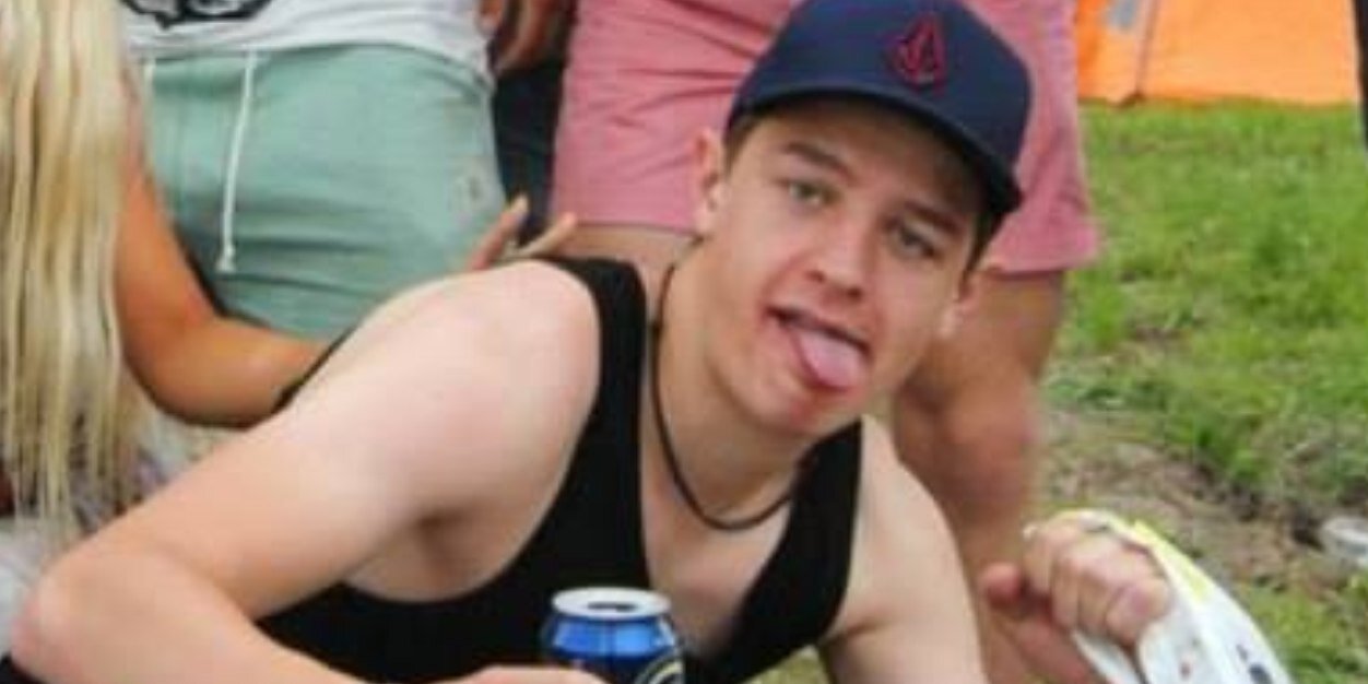 uberjolle's profile banner image