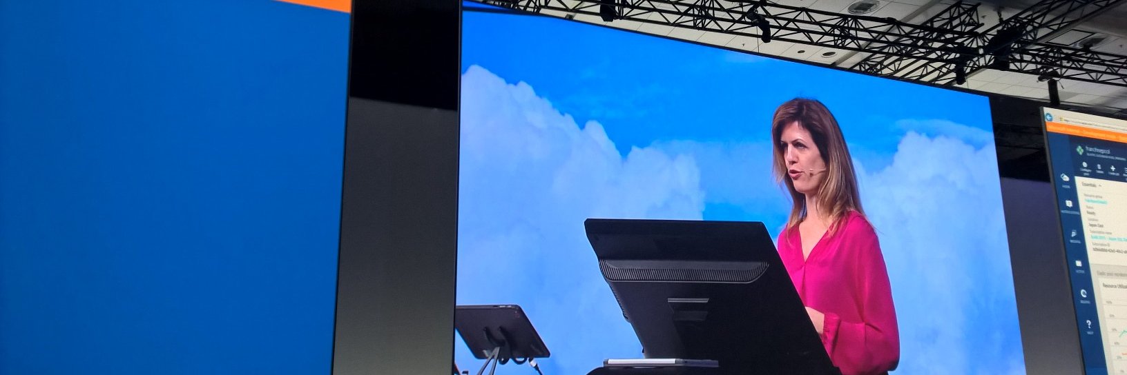 Lara Rubbelke banner