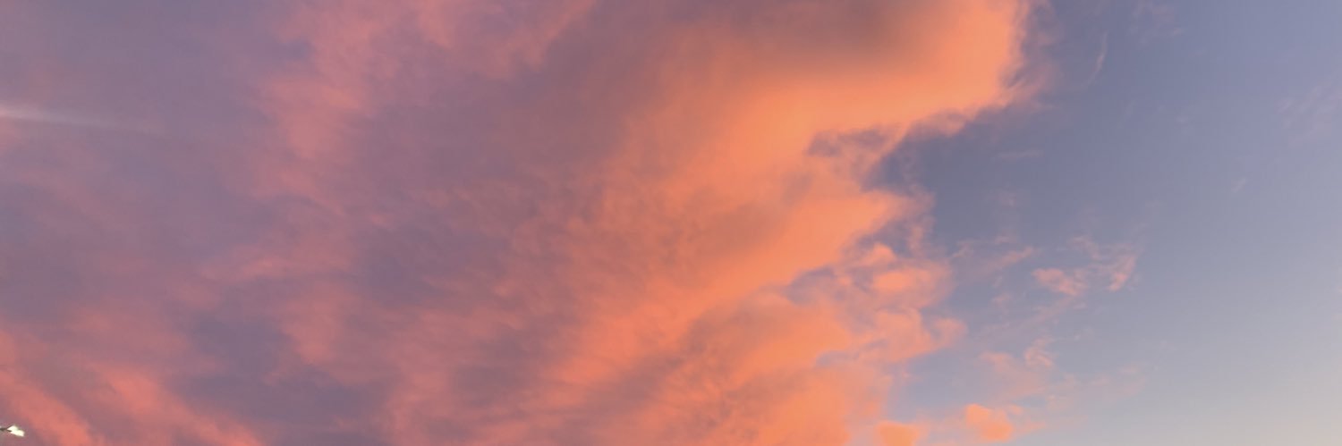 natthat_'s profile banner image