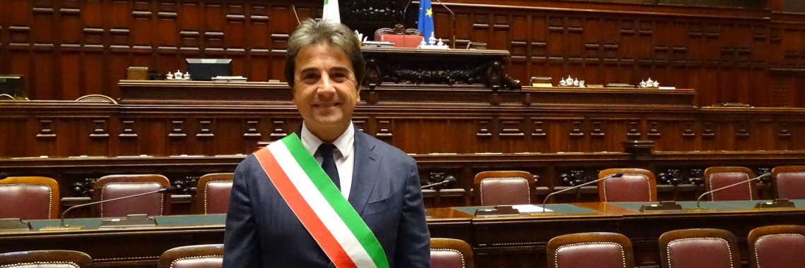 Roberto Pella banner