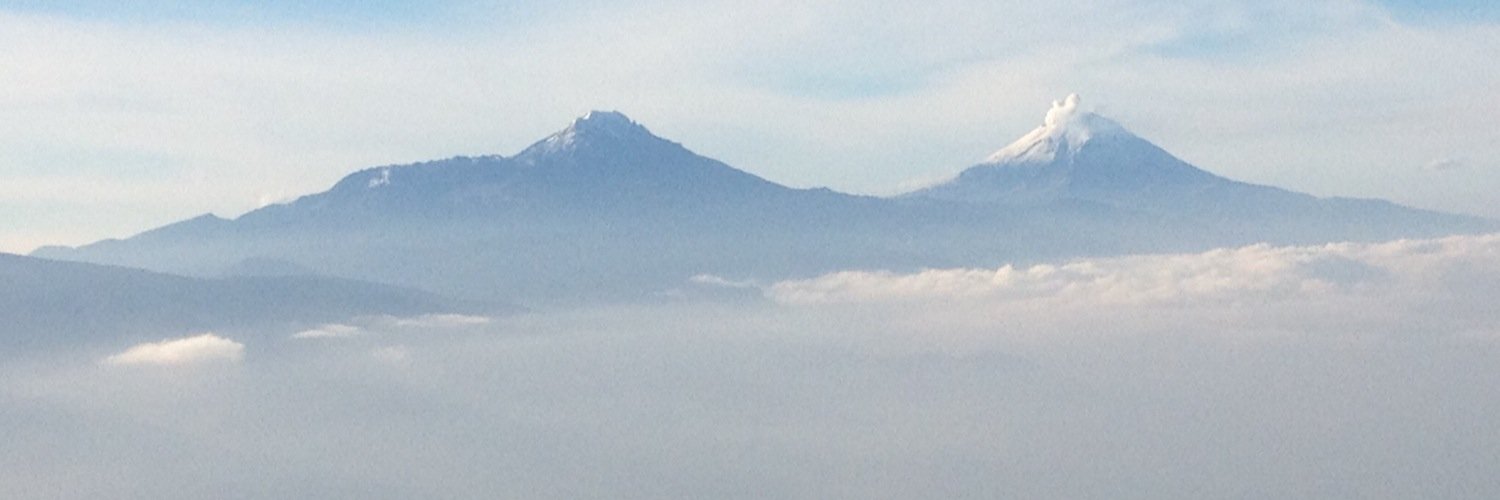 manuelalvarezo's profile banner image