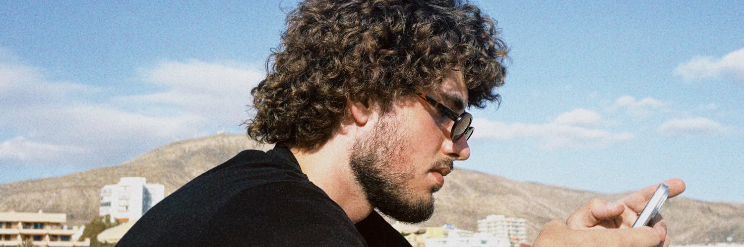 Carlasc30's profile banner image