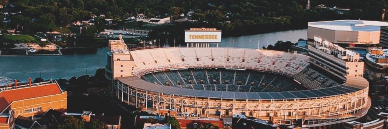 leahfletch's profile banner image
