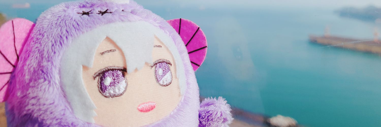 sina_528's profile banner image