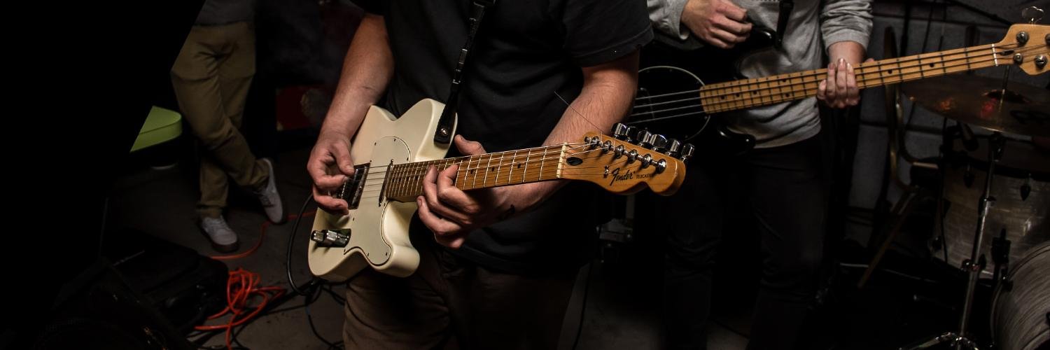 everleyband's profile banner image
