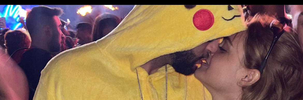 lararibs2's profile banner image