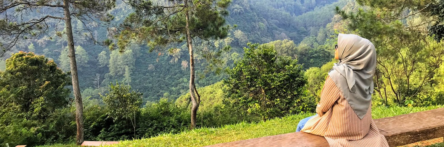 zahrayolanda's profile banner image