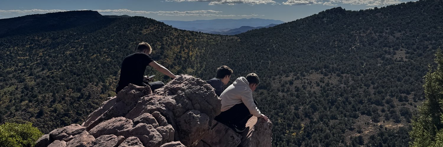 emkryan's profile banner image