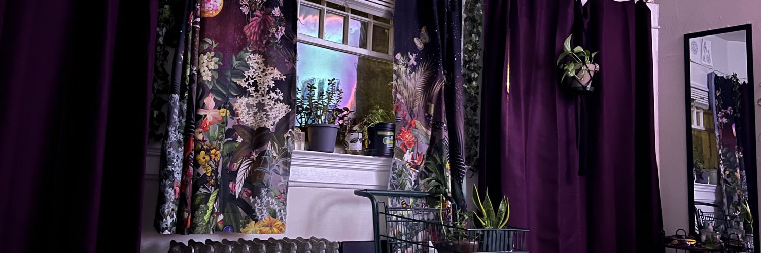 aydnsrrr's profile banner image